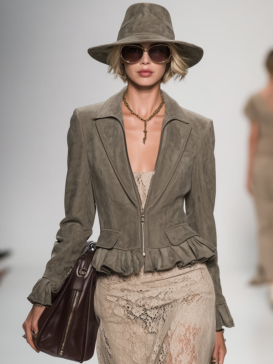 Élégante Veste Grise Zippée avec Col Volant Vintage