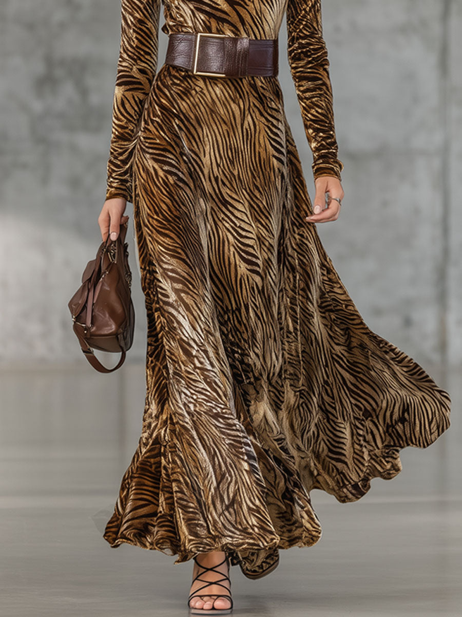 Robe Maxi Longue en Velours Doré à Imprimé Zèbre - Élégance Rétro