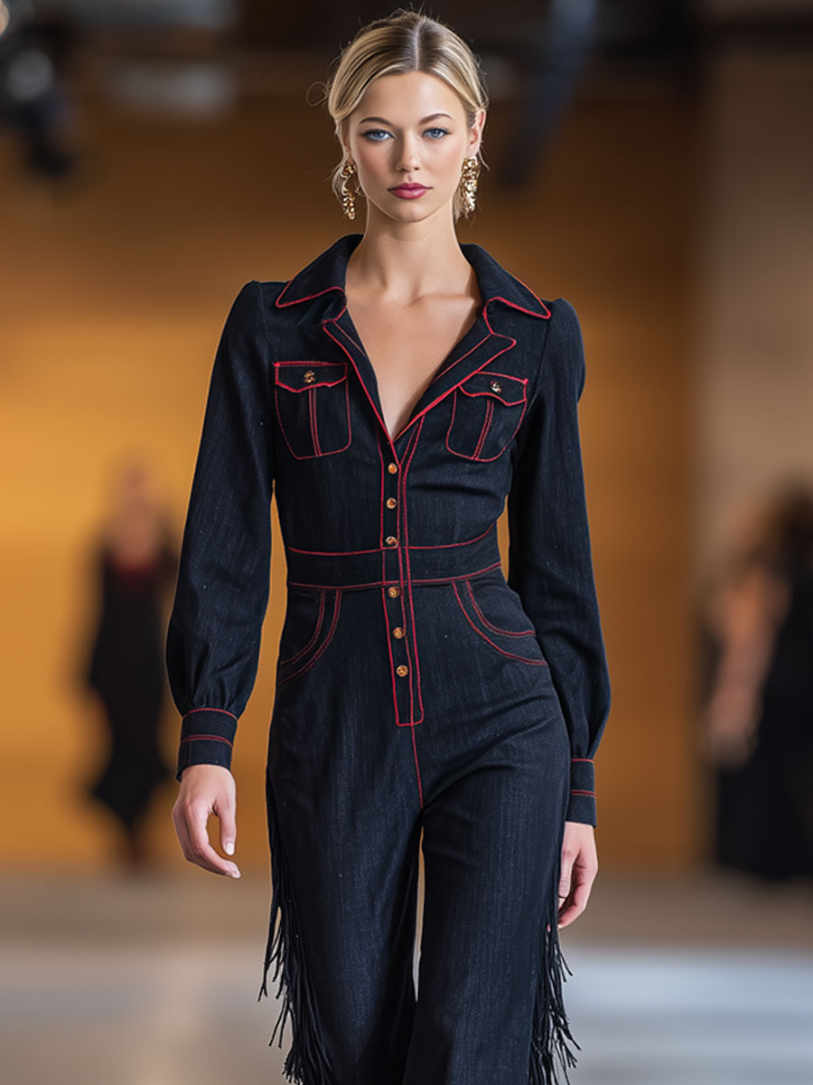 Combinaison en denim bleu marine à manches longues et évasées, ornée de surpiqûres rouges vintage