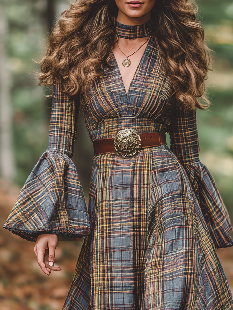 Robe Maxi Vintage à Motif Carreaux avec Manches Évasées et Col en V