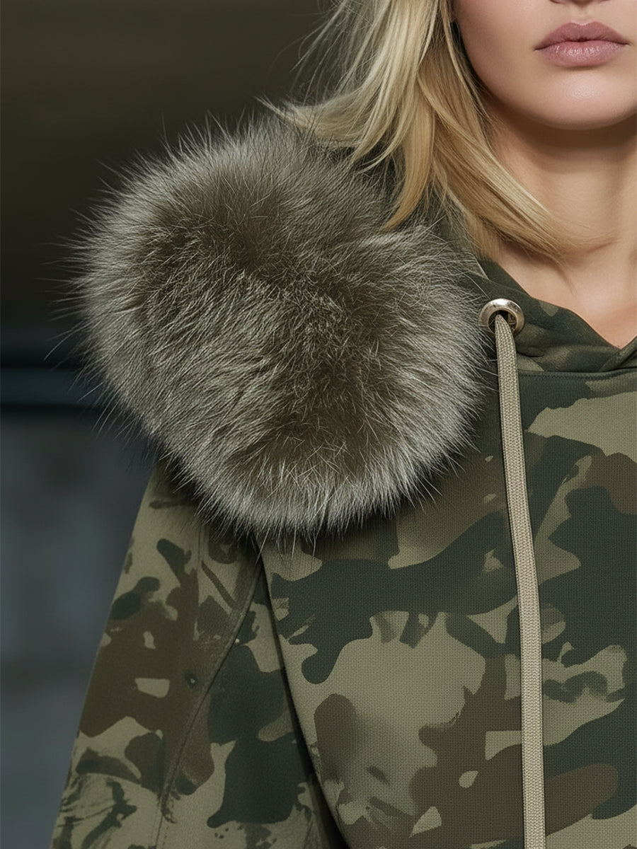 Ensemble Décontracté : Sweat à Col en Fausse Fourrure et Pantalon Large Camouflage