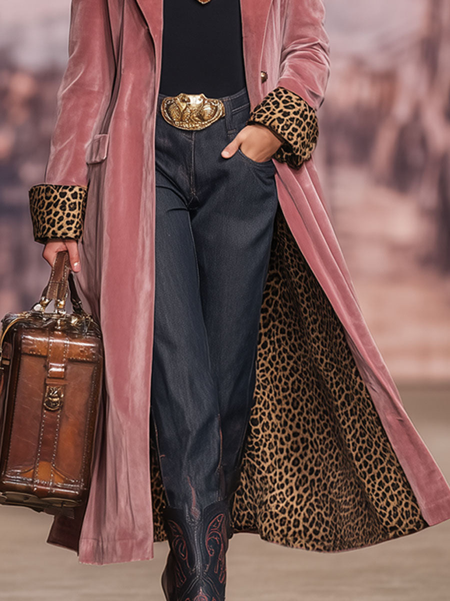 Veste en velours imprimé léopard avec revers et fermeture à bouton