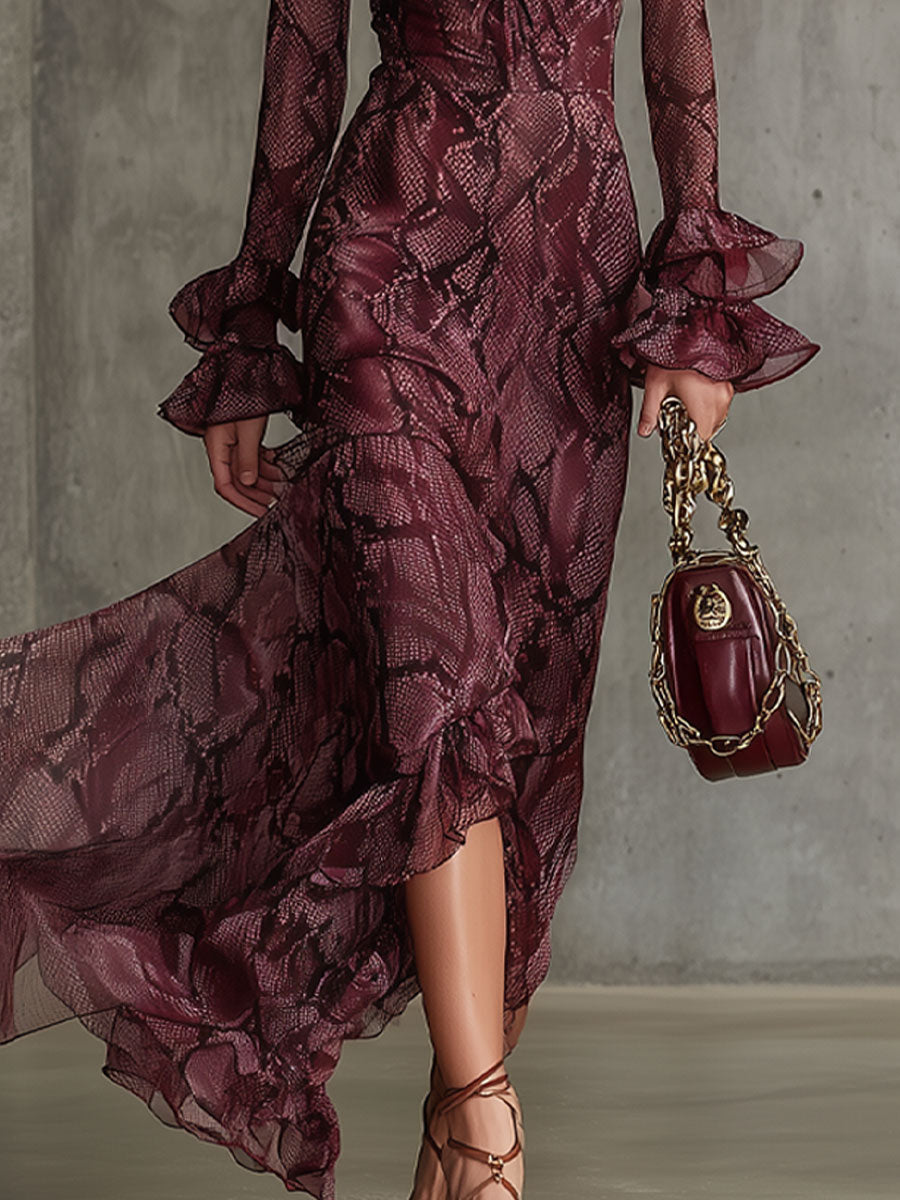 Élégante Robe Maxi Longue en Chiffon Éléphant avec Motif Serpent Bordeaux