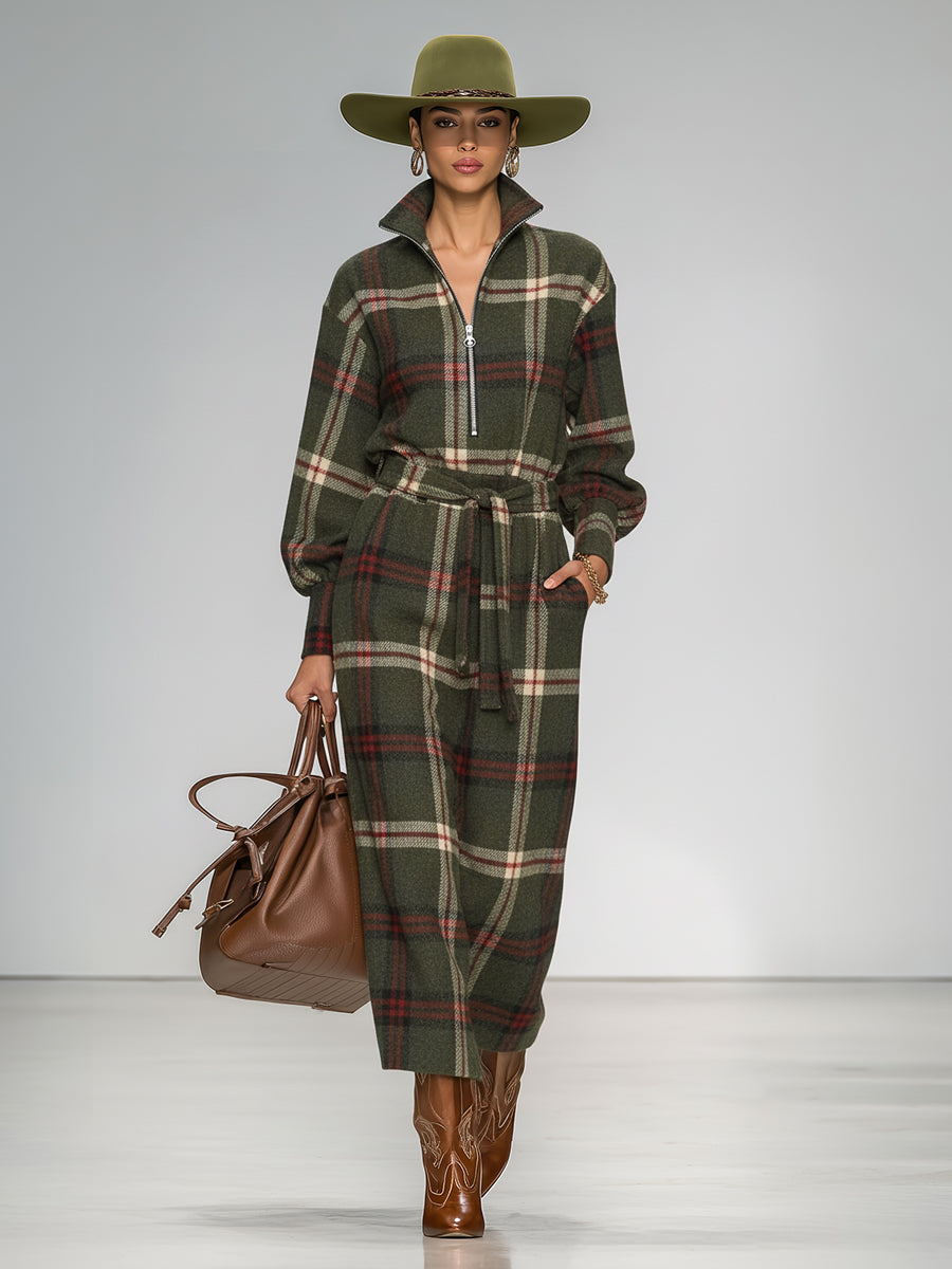 Robe Vintage à Carreaux avec Col Montant et Manches Longues : Élégance Rétro Réinventée