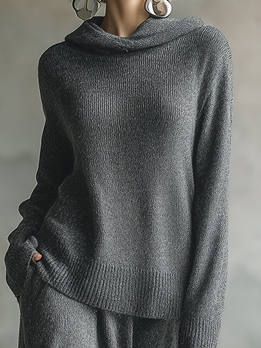 Ensemble Élégant en Gris : Jupe et Sweat à Capuche Minimaliste