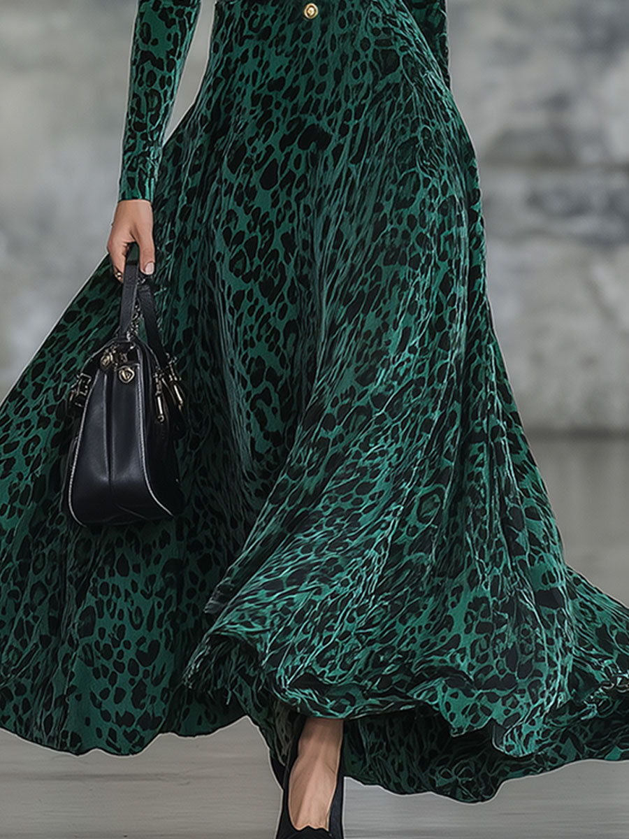 Robe Maxi en Velours Vert Léopard : Élégance Rétro