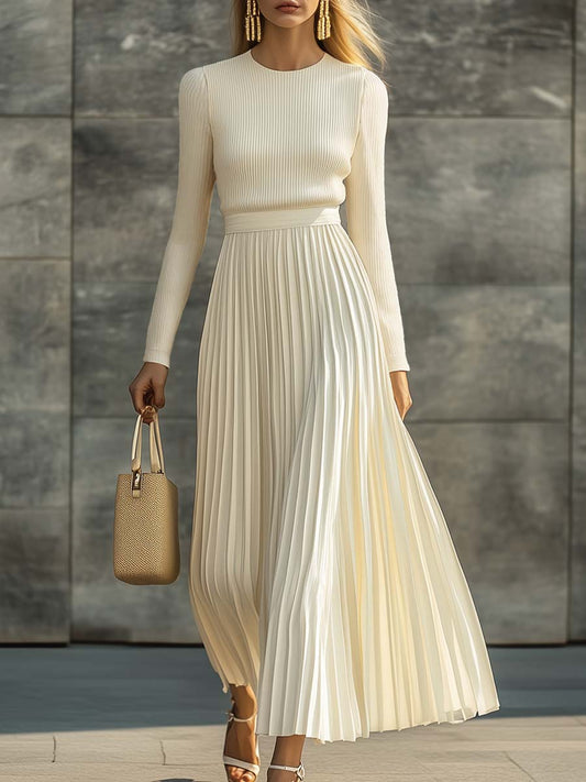 Robe Maxi Élégante en Satin Crème : Confort et Style Décontracté avec Manches Longues et Ourlet Plissé