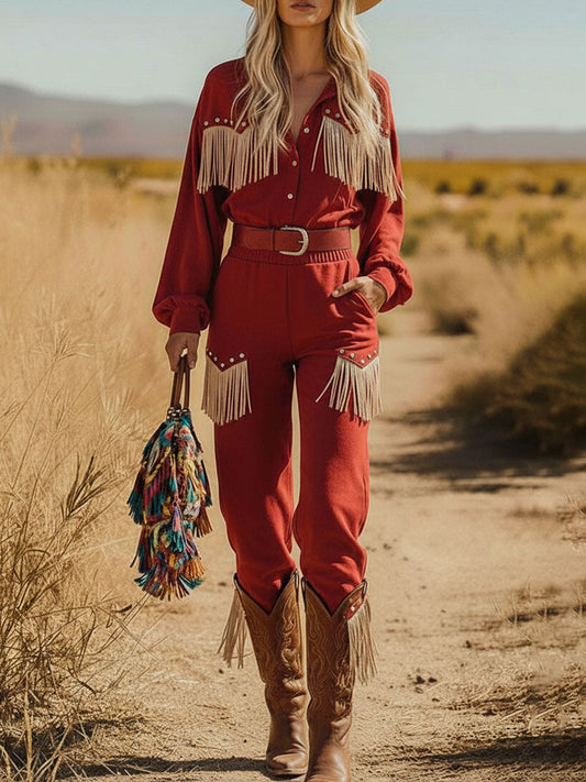 Ensemble Retro Western en Suède Synthétique Rouge avec Chemise à Manches Longues et Pantalon à Franges