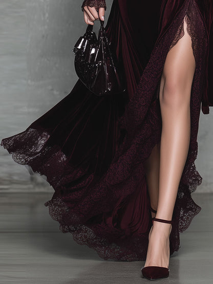 Élégante Jupe Longue en Velours Bordeaux avec Décolleté en V et Détails en Dentelle