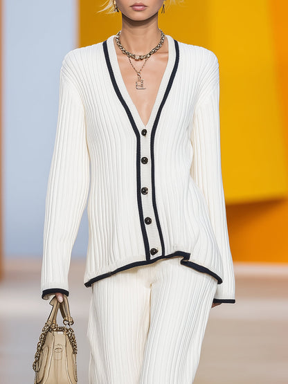 Ensemble Élégant : Cardigan Tricoté Blanc à Col V avec Boutons et Pantalon Chic à Bord Noir