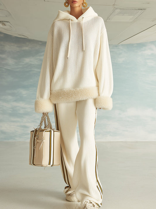 Ensemble Chic en Tricot : Sweat à Capuche Crème Blanc avec Détails en Fourrure et Pantalons Larges