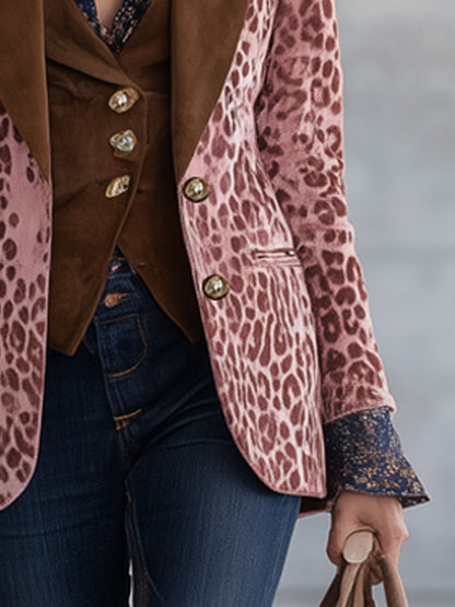 Blazer en Velours Rose à Imprimé Léopard : Élégance Urbaine Rétro avec Détails Marron