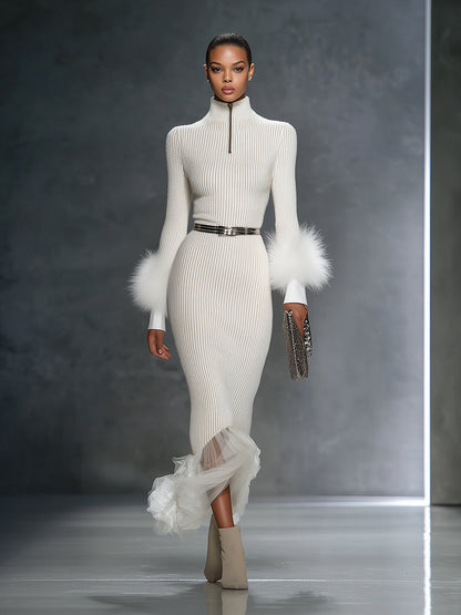 Robe Maxi Blanche en Maille Élastique avec Zip et Détails en Fourrure