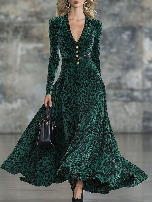Robe Maxi en Velours Vert Léopard : Élégance Rétro