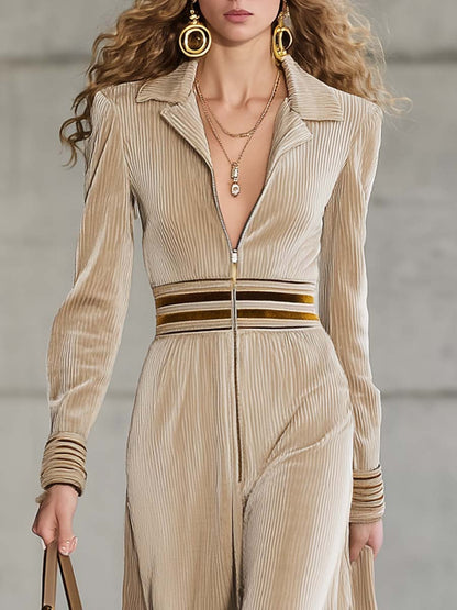 Maxi Robe en Velours Beige avec Zip Avant et Col V Sportif - Élégance et Chic