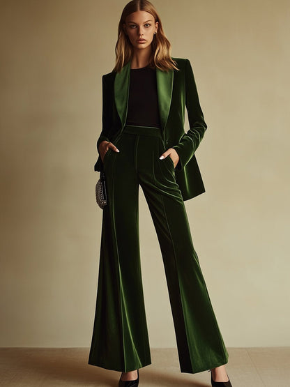 Élégant Costume Rétro en Velours Vert