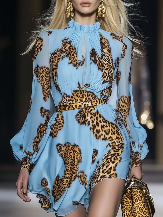 Élégante Robe Mini en Chiffon Bleu Ciel à Imprimé Léopard